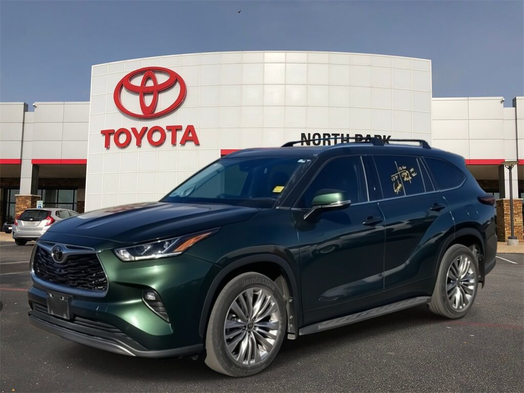 2024 Toyota Highlander