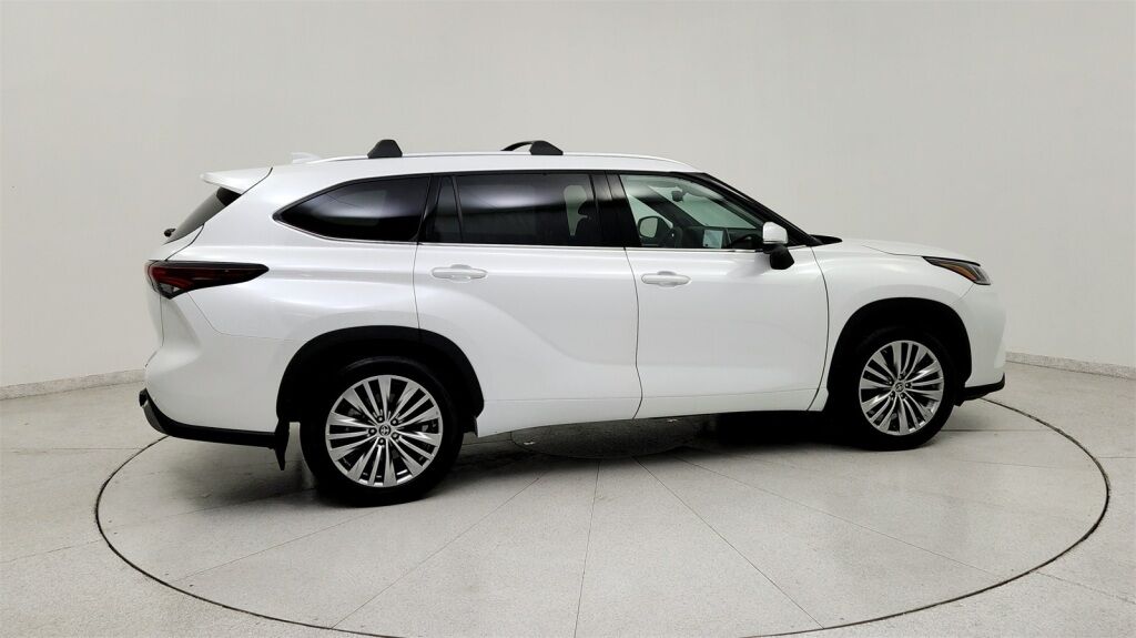 2024 Toyota Highlander Platinum Laurel MD