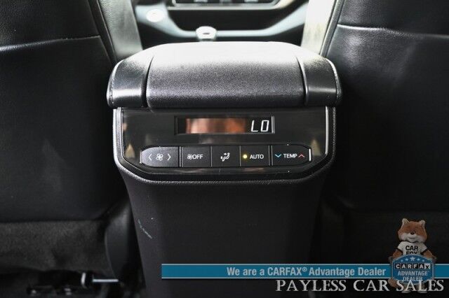 2024 Toyota Highlander XLE / AWD / Auto Start / Power & Heated Leather Seats / Sunroof / Adaptive Cruise / Lane Departure & Blind Spot / Rear Captain Chairs / 3rd Row / Seats 7 / Apple CarPlay & Android Auto / Back Up Camera / 1-Owner Wasilla AK