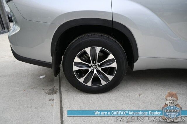 2024 Toyota Highlander XLE / AWD / Auto Start / Power & Heated Leather Seats / Sunroof / Adaptive Cruise / Lane Departure & Blind Spot / Rear Captain Chairs / 3rd Row / Seats 7 / Apple CarPlay & Android Auto / Back Up Camera / 1-Owner Wasilla AK