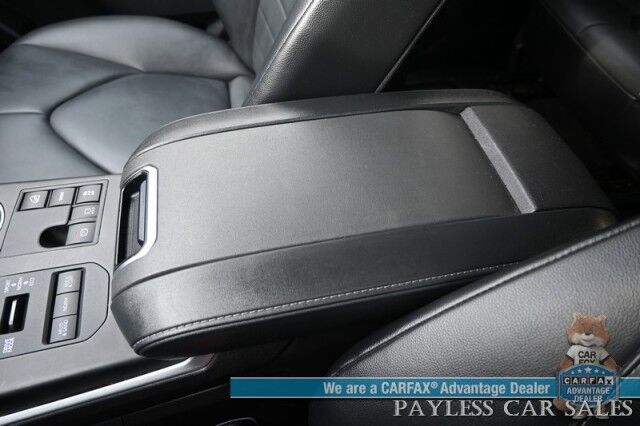 2024 Toyota Highlander XLE / AWD / Auto Start / Power & Heated Leather Seats / Sunroof / Adaptive Cruise / Lane Departure & Blind Spot / Rear Captain Chairs / 3rd Row / Seats 7 / Apple CarPlay & Android Auto / Back Up Camera / 1-Owner Wasilla AK