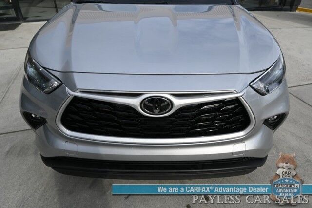 2024 Toyota Highlander XLE / AWD / Auto Start / Power & Heated Leather Seats / Sunroof / Adaptive Cruise / Lane Departure & Blind Spot / Rear Captain Chairs / 3rd Row / Seats 7 / Apple CarPlay & Android Auto / Back Up Camera / 1-Owner Wasilla AK