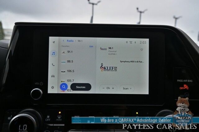 2024 Toyota Highlander XLE / AWD / Auto Start / Power & Heated Leather Seats / Sunroof / Adaptive Cruise / Lane Departure & Blind Spot / Rear Captain Chairs / 3rd Row / Seats 7 / Apple CarPlay & Android Auto / Back Up Camera / 1-Owner Anchorage AK