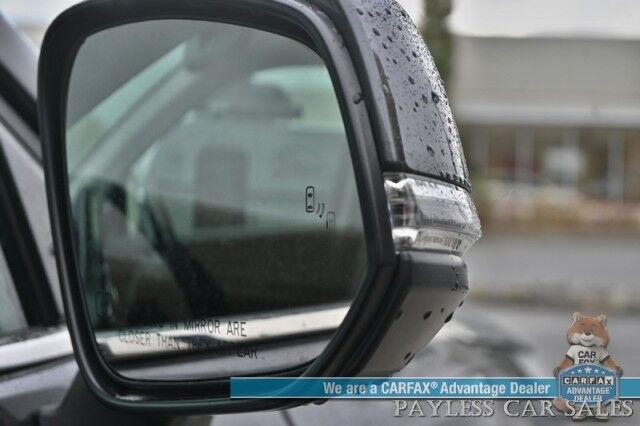2024 Toyota Highlander XLE / AWD / Auto Start / Power & Heated Leather Seats / Sunroof / Adaptive Cruise / Lane Departure & Blind Spot / Rear Captain Chairs / 3rd Row / Seats 7 / Apple CarPlay & Android Auto / Back Up Camera / 1-Owner Anchorage AK