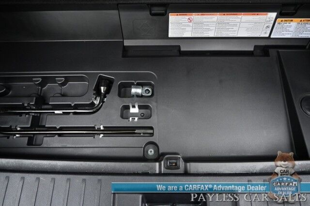 2024 Toyota Highlander XLE / AWD / Auto Start / Power & Heated Leather Seats / Sunroof / Adaptive Cruise / Lane Departure & Blind Spot / Rear Captain Chairs / 3rd Row / Seats 7 / Apple CarPlay & Android Auto / Back Up Camera / 1-Owner Anchorage AK