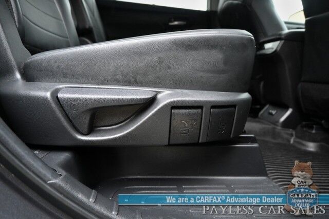 2024 Toyota Highlander XLE / AWD / Auto Start / Power & Heated Leather Seats / Sunroof / Adaptive Cruise / Lane Departure & Blind Spot / Rear Captain Chairs / 3rd Row / Seats 7 / Apple CarPlay & Android Auto / Back Up Camera / 1-Owner Anchorage AK
