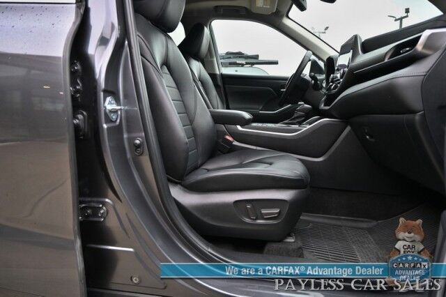 2024 Toyota Highlander XLE / AWD / Auto Start / Power & Heated Leather Seats / Sunroof / Adaptive Cruise / Lane Departure & Blind Spot / Rear Captain Chairs / 3rd Row / Seats 7 / Apple CarPlay & Android Auto / Back Up Camera / 1-Owner Anchorage AK