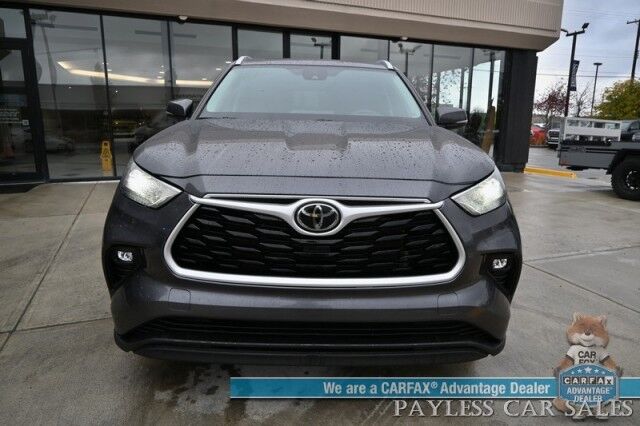 2024 Toyota Highlander XLE / AWD / Auto Start / Power & Heated Leather Seats / Sunroof / Adaptive Cruise / Lane Departure & Blind Spot / Rear Captain Chairs / 3rd Row / Seats 7 / Apple CarPlay & Android Auto / Back Up Camera / 1-Owner Anchorage AK