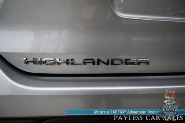 2024 Toyota Highlander XLE / AWD / Auto Start / Power & Heated Leather Seats / Sunroof / Adaptive Cruise / Lane Departure & Blind Spot / Rear Captain Chairs / 3rd Row / Seats 7 / Apple CarPlay & Android Auto / Back Up Camera / 1-Owner Anchorage AK