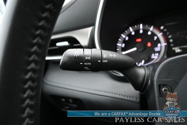 2024 Toyota Highlander XLE / AWD / Auto Start / Power & Heated Leather Seats / Sunroof / Adaptive Cruise / Lane Departure & Blind Spot / Rear Captain Chairs / 3rd Row / Seats 7 / Apple CarPlay & Android Auto / Back Up Camera / 1-Owner Anchorage AK