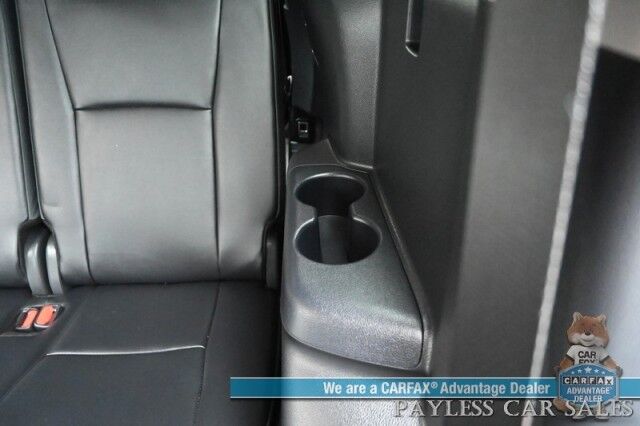 2024 Toyota Highlander XLE / AWD / Auto Start / Power & Heated Leather Seats / Sunroof / Adaptive Cruise / Lane Departure & Blind Spot / Rear Captain Chairs / 3rd Row / Seats 7 / Apple CarPlay & Android Auto / Back Up Camera / 1-Owner Anchorage AK