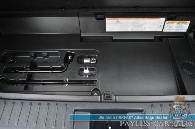 2024 Toyota Highlander XLE / AWD / Auto Start / Power & Heated Leather Seats / Sunroof / Adaptive Cruise / Lane Departure & Blind Spot / Rear Captain Chairs / 3rd Row / Seats 7 / Apple CarPlay & Android Auto / Back Up Camera / 1-Owner Anchorage AK