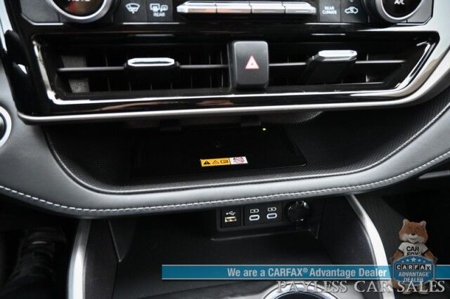 2024 Toyota Highlander XLE / AWD / Auto Start / Power & Heated Leather Seats / Sunroof / Adaptive Cruise / Lane Departure & Blind Spot / Rear Captain Chairs / 3rd Row / Seats 7 / Apple CarPlay & Android Auto / Back Up Camera / 1-Owner Anchorage AK
