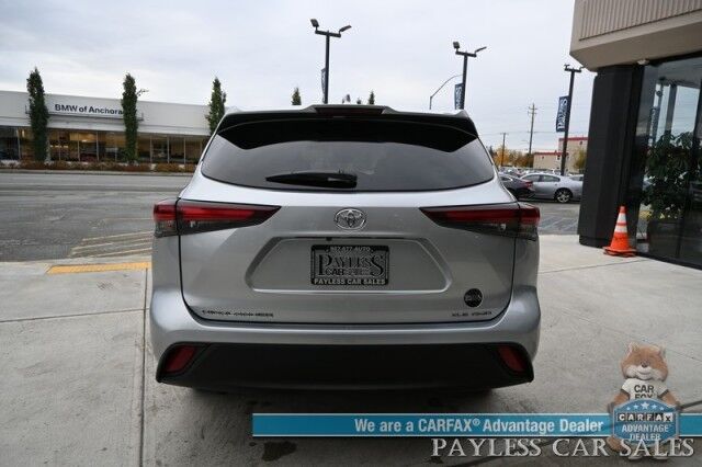 2024 Toyota Highlander XLE / AWD / Auto Start / Power & Heated Leather Seats / Sunroof / Adaptive Cruise / Lane Departure & Blind Spot / Rear Captain Chairs / 3rd Row / Seats 7 / Apple CarPlay & Android Auto / Back Up Camera / 1-Owner Anchorage AK