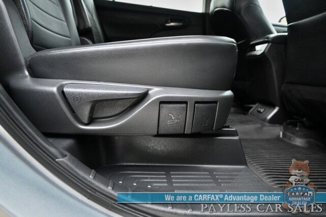 2024 Toyota Highlander XLE / AWD / Auto Start / Power & Heated Leather Seats / Sunroof / Adaptive Cruise / Lane Departure & Blind Spot / Rear Captain Chairs / 3rd Row / Seats 7 / Apple CarPlay & Android Auto / Back Up Camera / 1-Owner Anchorage AK
