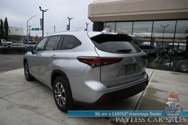 2024 Toyota Highlander XLE / AWD / Auto Start / Power & Heated Leather Seats / Sunroof / Adaptive Cruise / Lane Departure & Blind Spot / Rear Captain Chairs / 3rd Row / Seats 7 / Apple CarPlay & Android Auto / Back Up Camera / 1-Owner Anchorage AK