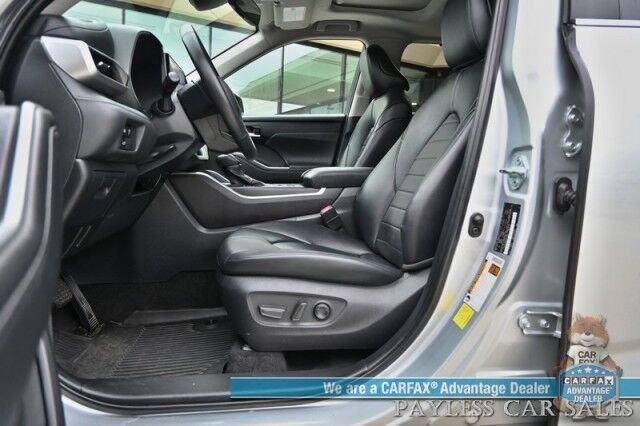 2024 Toyota Highlander XLE / AWD / Auto Start / Power & Heated Leather Seats / Sunroof / Adaptive Cruise / Lane Departure & Blind Spot / Rear Captain Chairs / 3rd Row / Seats 7 / Apple CarPlay & Android Auto / Back Up Camera / 1-Owner Anchorage AK