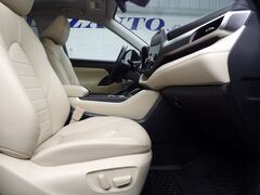2024 Toyota Highlander XLE AWD Fond du Lac WI