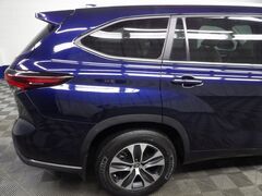 2024 Toyota Highlander XLE AWD Fond du Lac WI