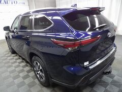 2024 Toyota Highlander XLE AWD Fond du Lac WI