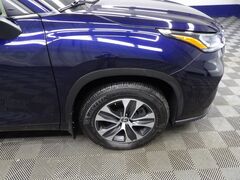 2024 Toyota Highlander XLE AWD Fond du Lac WI