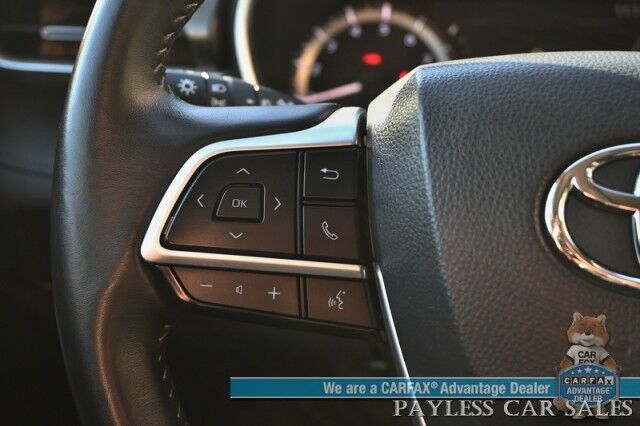 2024 Toyota Highlander XLE / AWD / Power & Heated Leather Seats / Sunroof / Adaptive Cruise / Lane Depart & Blind Spot / Rear Captain Chairs / 3rd Row / Apple CarPlay & Android Auto / Back Up Cam / Keyless Entry & Start / 1-Owner Anchorage AK