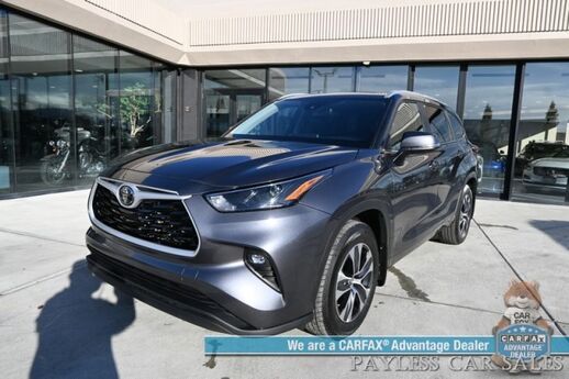 2024 Toyota Highlander XLE / AWD / Power & Heated Leather Seats / Sunroof / Adaptive Cruise / Lane Depart & Blind Spot / Rear Captain Chairs / 3rd Row / Apple CarPlay & Android Auto / Back Up Cam / Keyless Entry & Start / 1-Owner Anchorage AK