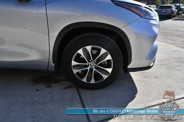 2024 Toyota Highlander XLE / AWD / Power & Heated Leather Seats / Sunroof / Adaptive Cruise / Lane Departure & Blind Spot / Rear Captain Chairs / 3rd Row / Apple CarPlay & Android Auto / Back Up Camera / Keyless Entry & Start / 1-Owner Wasilla AK