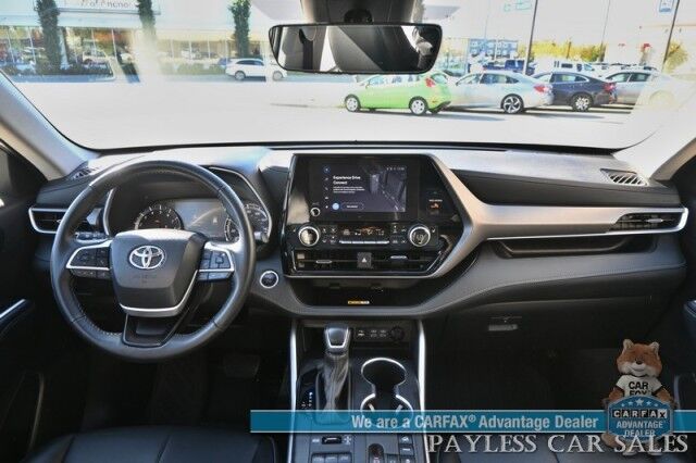 2024 Toyota Highlander XLE / AWD / Power & Heated Leather Seats / Sunroof / Adaptive Cruise / Lane Departure & Blind Spot / Rear Captain Chairs / 3rd Row / Apple CarPlay & Android Auto / Back Up Camera / Keyless Entry & Start / 1-Owner Wasilla AK