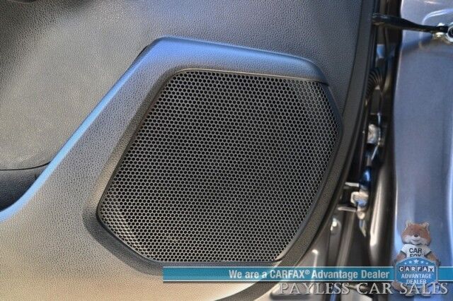 2024 Toyota Highlander XLE / AWD / Power & Heated Leather Seats / Sunroof / Adaptive Cruise / Lane Departure & Blind Spot / Rear Captain Chairs / 3rd Row / Apple CarPlay & Android Auto / Back Up Camera / Keyless Entry & Start / 1-Owner Wasilla AK