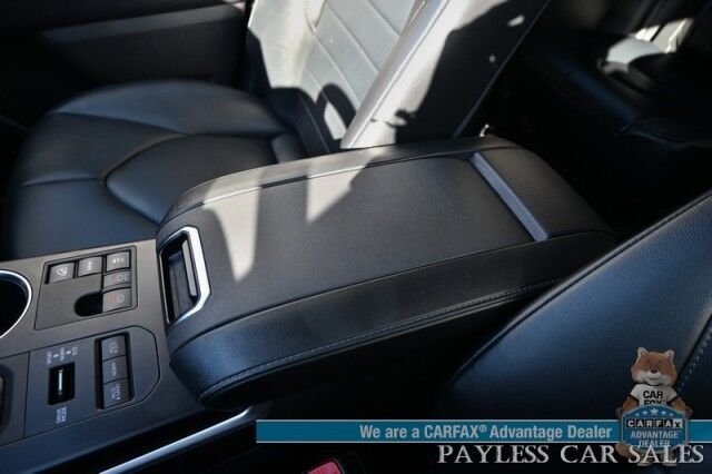 2024 Toyota Highlander XLE / AWD / Power & Heated Leather Seats / Sunroof / Adaptive Cruise / Lane Departure & Blind Spot / Rear Captain Chairs / 3rd Row / Apple CarPlay & Android Auto / Back Up Camera / Keyless Entry & Start / 1-Owner Anchorage AK