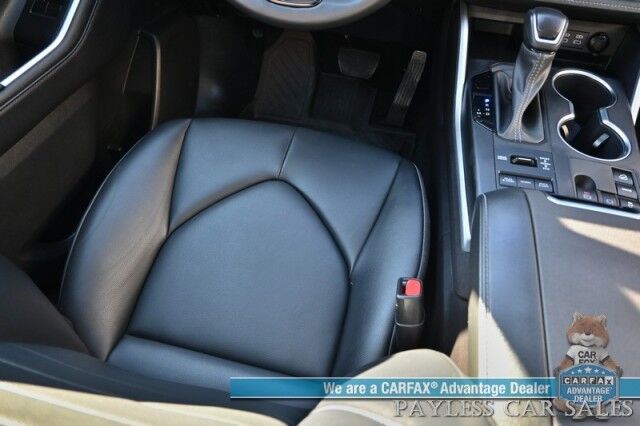 2024 Toyota Highlander XLE / AWD / Power & Heated Leather Seats / Sunroof / Adaptive Cruise / Lane Departure & Blind Spot / Rear Captain Chairs / 3rd Row / Apple CarPlay & Android Auto / Back Up Camera / Keyless Entry & Start / 1-Owner Anchorage AK