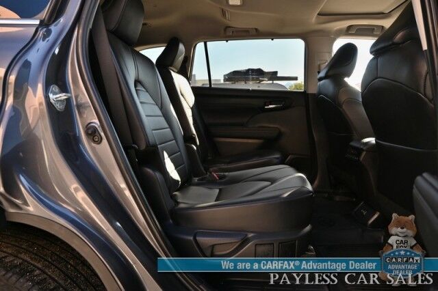 2024 Toyota Highlander XLE / AWD / Power & Heated Leather Seats / Sunroof / Adaptive Cruise / Lane Departure & Blind Spot / Rear Captain Chairs / 3rd Row / Apple CarPlay & Android Auto / Back Up Camera / Keyless Entry & Start / 1-Owner Anchorage AK