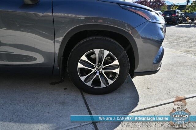 2024 Toyota Highlander XLE / AWD / Power & Heated Leather Seats / Sunroof / Adaptive Cruise / Lane Departure & Blind Spot / Rear Captain Chairs / 3rd Row / Apple CarPlay & Android Auto / Back Up Camera / Keyless Entry & Start / 1-Owner Anchorage AK