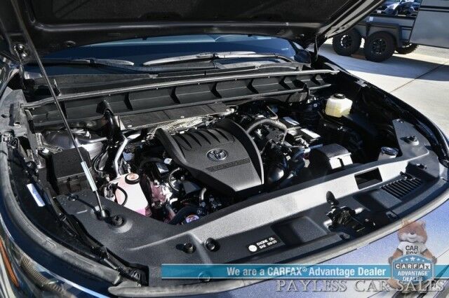 2024 Toyota Highlander XLE / AWD / Power & Heated Leather Seats / Sunroof / Adaptive Cruise / Lane Departure & Blind Spot / Rear Captain Chairs / 3rd Row / Apple CarPlay & Android Auto / Back Up Camera / Keyless Entry & Start / 1-Owner Wasilla AK