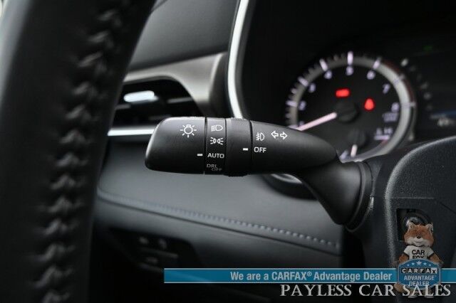 2024 Toyota Highlander XLE / AWD / Power & Heated Leather Seats / Sunroof / Adaptive Cruise / Lane Departure & Blind Spot / Rear Captain Chairs / 3rd Row / Apple CarPlay & Android Auto / Back Up Camera / Keyless Entry & Start / 1-Owner Wasilla AK