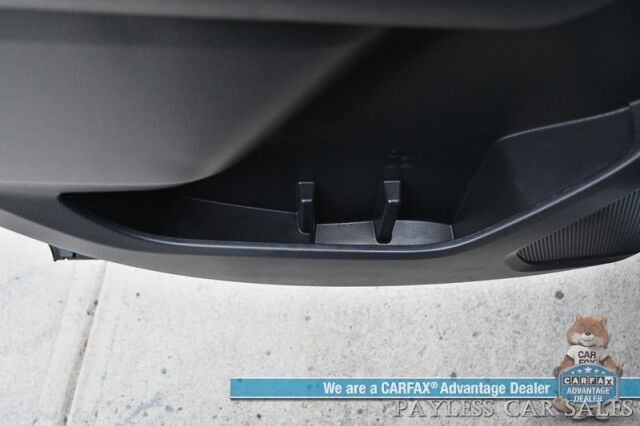 2024 Toyota Highlander XLE / AWD / Power & Heated Leather Seats / Sunroof / Adaptive Cruise / Lane Departure & Blind Spot / Rear Captain Chairs / 3rd Row / Apple CarPlay & Android Auto / Back Up Camera / Keyless Entry & Start / 1-Owner Wasilla AK