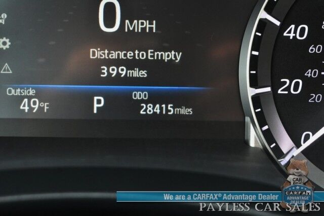 2024 Toyota Highlander XLE / AWD / Power & Heated Leather Seats / Sunroof / Adaptive Cruise / Lane Departure & Blind Spot / Rear Captain Chairs / 3rd Row / Apple CarPlay & Android Auto / Back Up Camera / Keyless Entry & Start / 1-Owner Wasilla AK