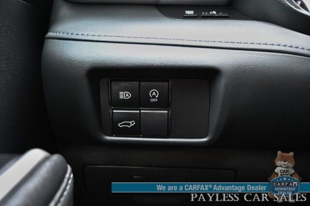2024 Toyota Highlander XLE / AWD / Power & Heated Leather Seats / Sunroof / Adaptive Cruise / Lane Departure & Blind Spot / Rear Captain Chairs / 3rd Row / Apple CarPlay & Android Auto / Back Up Camera / Keyless Entry & Start / 1-Owner Anchorage AK