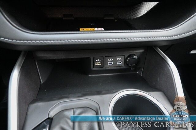 2024 Toyota Highlander XLE / AWD / Power & Heated Leather Seats / Sunroof / Adaptive Cruise / Lane Departure & Blind Spot / Rear Captain Chairs / 3rd Row / Apple CarPlay & Android Auto / Back Up Camera / Keyless Entry & Start / 1-Owner Anchorage AK