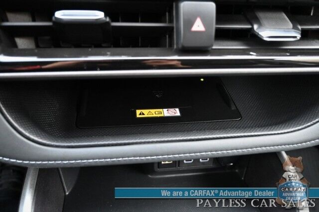 2024 Toyota Highlander XLE / AWD / Power & Heated Leather Seats / Sunroof / Adaptive Cruise / Lane Departure & Blind Spot / Rear Captain Chairs / 3rd Row / Apple CarPlay & Android Auto / Back Up Camera / Keyless Entry & Start / 1-Owner Anchorage AK