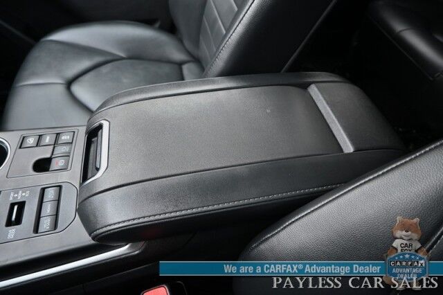 2024 Toyota Highlander XLE / AWD / Power & Heated Leather Seats / Sunroof / Adaptive Cruise / Lane Departure & Blind Spot / Rear Captain Chairs / 3rd Row / Apple CarPlay & Android Auto / Back Up Camera / Keyless Entry & Start / 1-Owner Anchorage AK