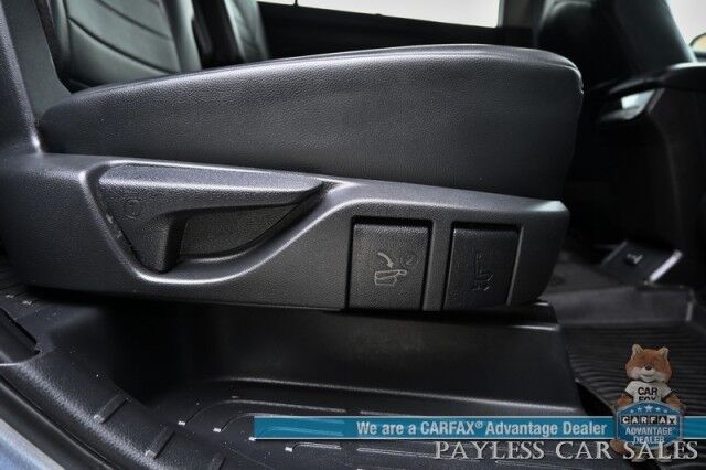 2024 Toyota Highlander XLE / AWD / Power & Heated Leather Seats / Sunroof / Adaptive Cruise / Lane Departure & Blind Spot / Rear Captain Chairs / 3rd Row / Apple CarPlay & Android Auto / Back Up Camera / Keyless Entry & Start / 1-Owner Anchorage AK