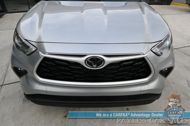 2024 Toyota Highlander XLE / AWD / Power & Heated Leather Seats / Sunroof / Adaptive Cruise / Lane Departure & Blind Spot / Rear Captain Chairs / 3rd Row / Apple CarPlay & Android Auto / Back Up Camera / Keyless Entry & Start / 1-Owner Anchorage AK
