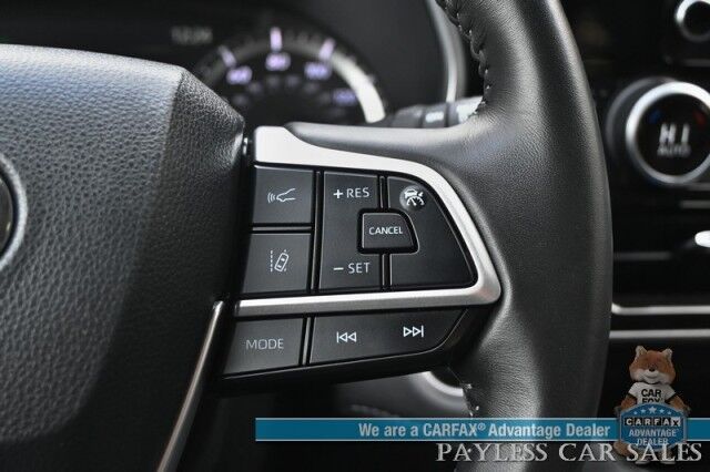 2024 Toyota Highlander XLE / AWD / Power & Heated Leather Seats / Sunroof / Adaptive Cruise / Lane Departure & Blind Spot / Rear Captain Chairs / 3rd Row / Apple CarPlay & Android Auto / Back Up Camera / Keyless Entry & Start / 1-Owner Anchorage AK