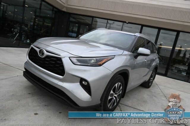 2024 Toyota Highlander XLE / AWD / Power & Heated Leather Seats / Sunroof / Adaptive Cruise / Lane Departure & Blind Spot / Rear Captain Chairs / 3rd Row / Apple CarPlay & Android Auto / Back Up Camera / Keyless Entry & Start / 1-Owner Anchorage AK