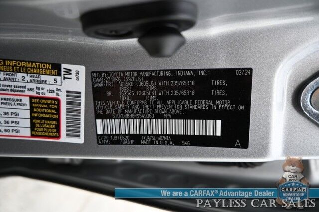2024 Toyota Highlander XLE / AWD / Power & Heated Leather Seats / Sunroof / Adaptive Cruise / Lane Departure & Blind Spot / Rear Captain Chairs / 3rd Row / Apple CarPlay & Android Auto / Back Up Camera / Keyless Entry & Start / 1-Owner Anchorage AK