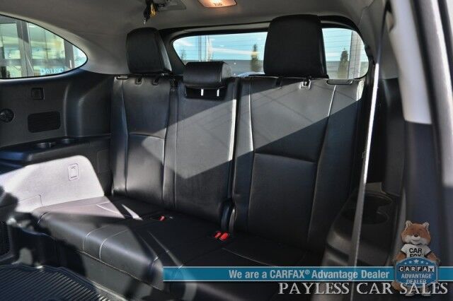 2024 Toyota Highlander XLE / AWD / Power & Heated Leather Seats / Sunroof / Adaptive Cruise / Lane Departure & Blind Spot / Rear Captain Chairs / 3rd Row / Apple CarPlay & Android Auto / Back Up Camera / Keyless Entry & Start / 1-Owner Anchorage AK