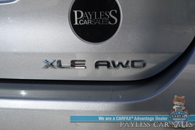 2024 Toyota Highlander XLE / AWD / Power & Heated Leather Seats / Sunroof / Adaptive Cruise / Lane Departure & Blind Spot / Rear Captain Chairs / 3rd Row / Apple CarPlay & Android Auto / Back Up Camera / Keyless Entry & Start / 1-Owner Anchorage AK