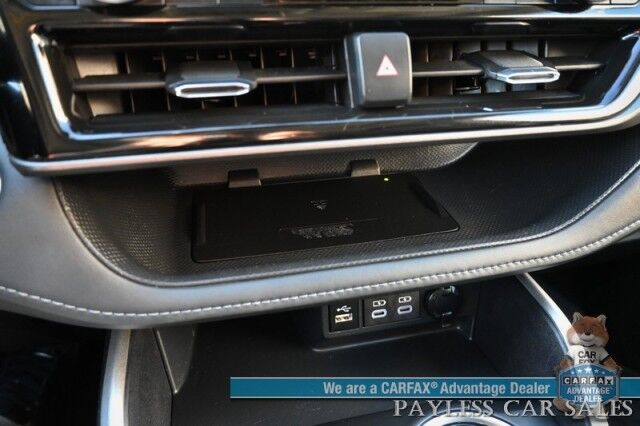2024 Toyota Highlander XLE / AWD / Power & Heated Leather Seats / Sunroof / Adaptive Cruise / Lane Departure & Blind Spot / Rear Captain Chairs / 3rd Row / Apple CarPlay & Android Auto / Back Up Camera / Keyless Entry & Start / 1-Owner Anchorage AK